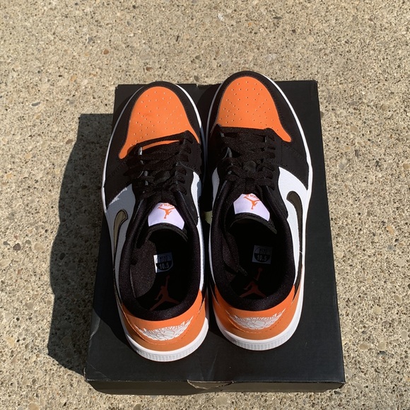 Brandnew Jordan 1 Low Golf “Starfish” Size 10.5 Men 12 W - Picture 6 of 12